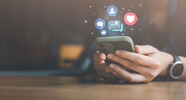 La vulgarisation du notariat sur les réseaux sociaux
