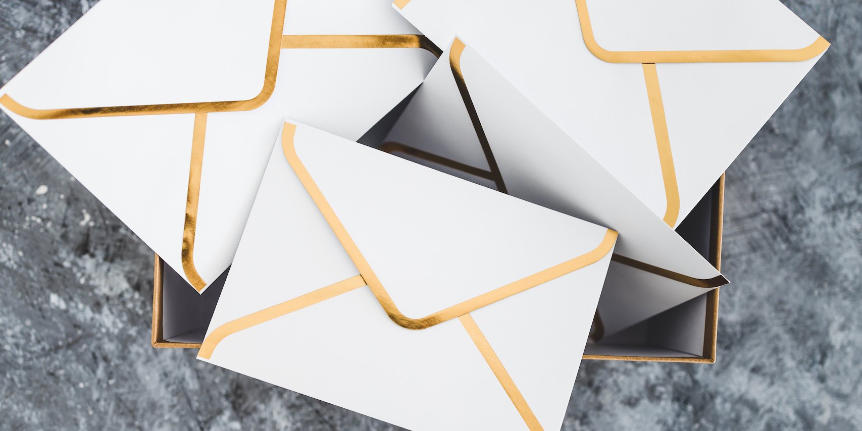 Abonnement à la lettre d'information email du Village des Notaires et des Experts du Patrimoine ou à la Revue