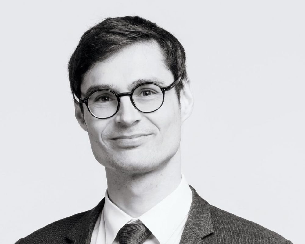 L'exercice du droit de présentation des notaires est-il subordonné à la démonstration d'un seuil d'activité minimal ?
