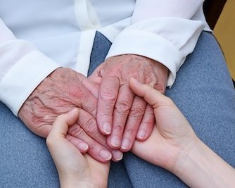 La récupération de l'ASPA au décès : ce que les héritiers doivent savoir
