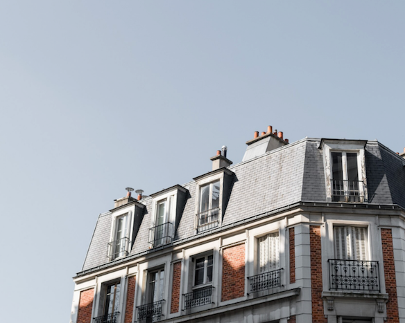 Quelles vérifications faire avant d'acheter un logement ancien ?
