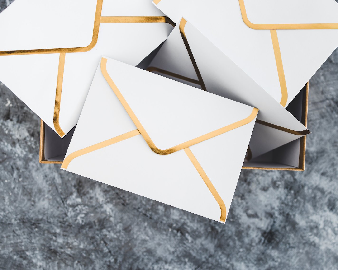 Abonnement à la lettre d'information email du Village des Notaires et des Experts du Patrimoine ou à la Revue
