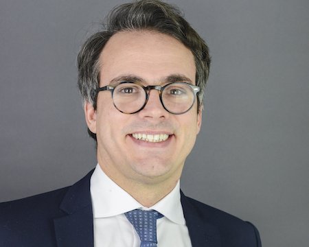 Transmission de patrimoine : le notaire au soutien de la réflexion juridique et familiale.
