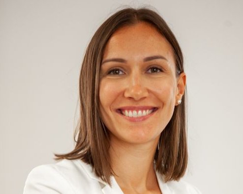 [Entretien] Julie Robillard : Comment je suis devenue agent immobilier après avoir été clerc de notaire

