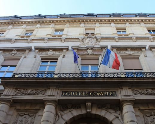 Selon la Cour des comptes, la diminution de la collecte des « frais de notaire » a dégradé la situation financière des départements en 2023
